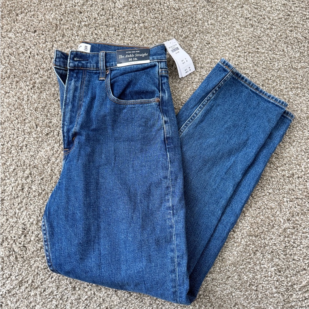 NWT Abercrombie & Fitch Curve Love The Ankle Straight Jeans